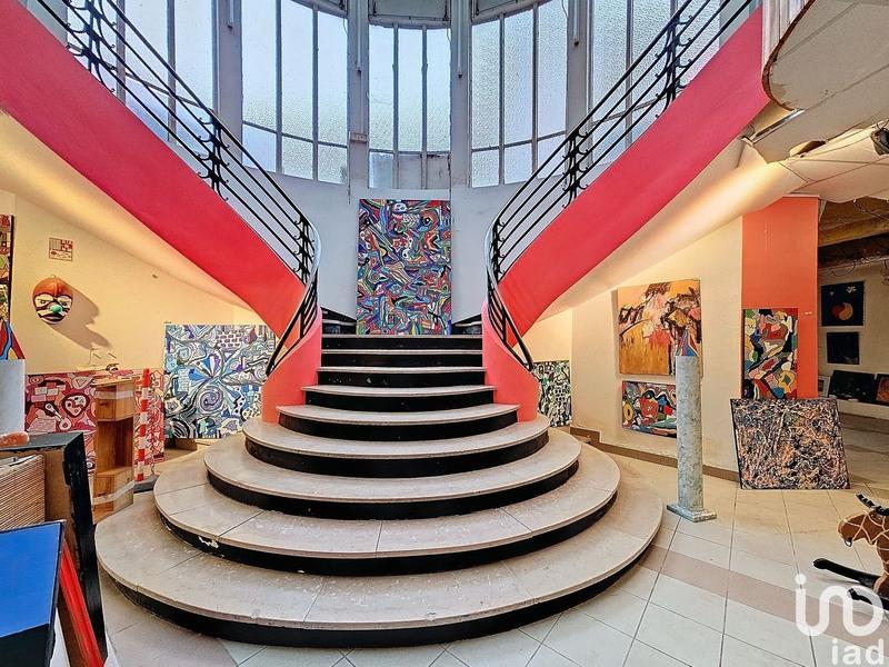 Local commercial - 1 700 m²