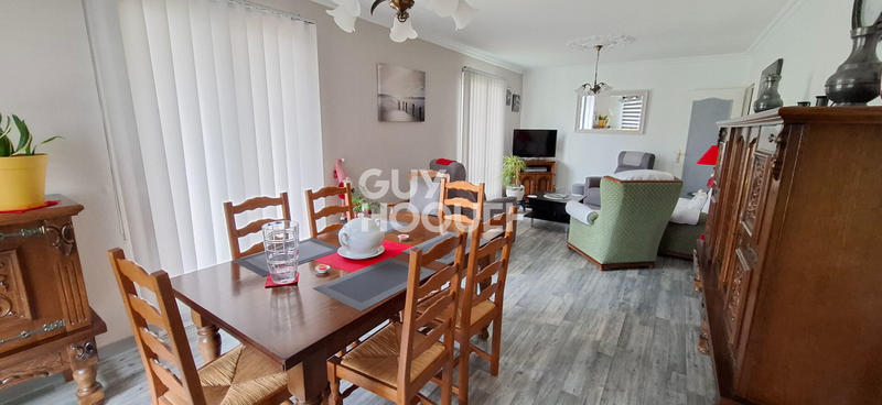 Maison - 130 m² - 8 pièces