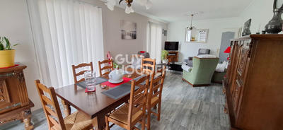 Maison - 130 m² - 8 pièces