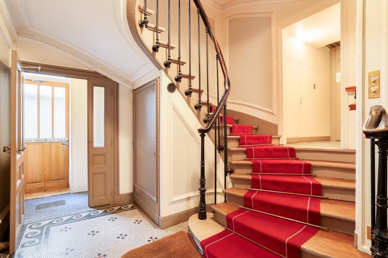 Appartement bourgeois - 131 m² - 5 pièces