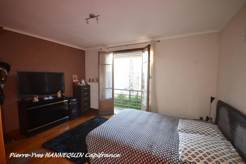 Maison - 152 m² - 6 pièces