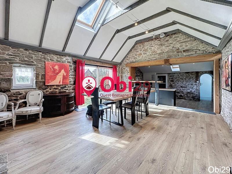 Maison - 100 m² - 6 pièces