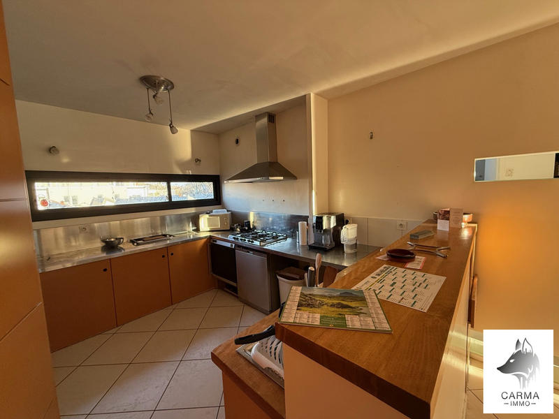 Maison ancienne - 225 m² - 7 pièces