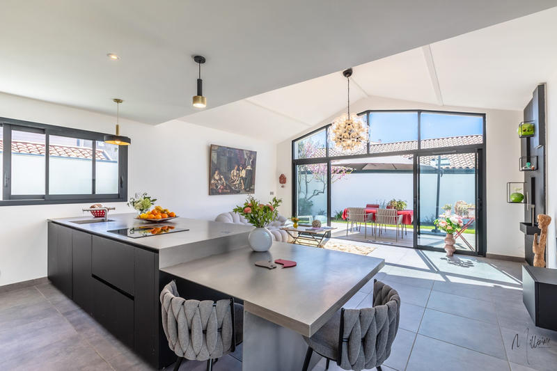 Maison contemporaine - 114 m² - 5 pièces