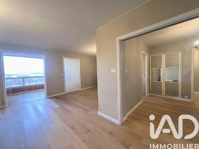 Appartement - 127 m² - 6 pièces