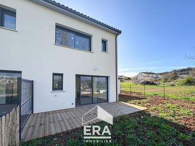 Maison - 97 m² - 4 pièces