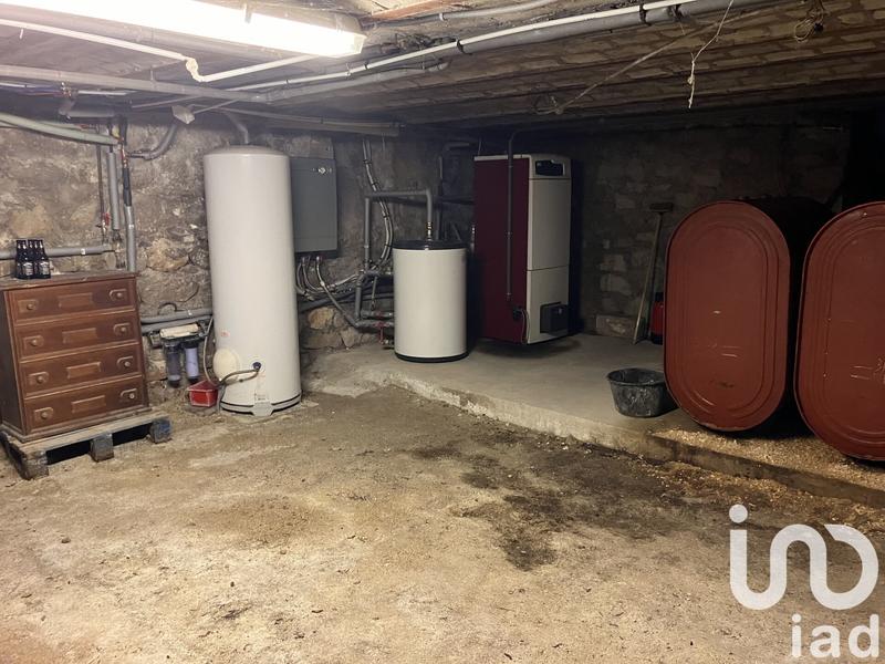 Maison - 220 m² - 8 pièces