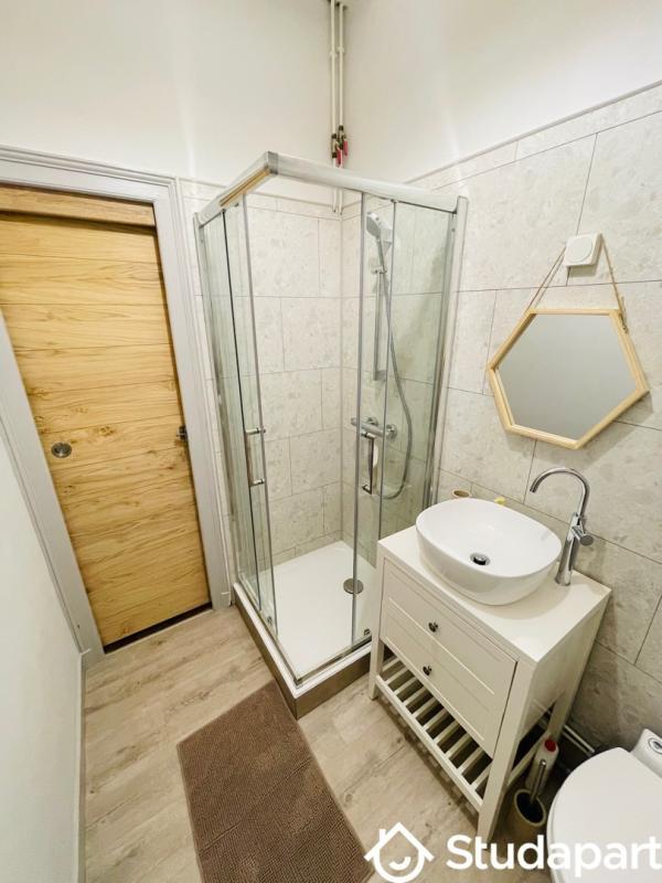 Chambre - 13 m² - 1 pièce