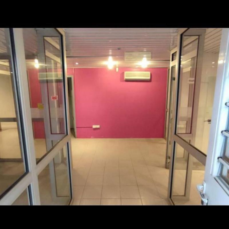Local commercial - 16 m²