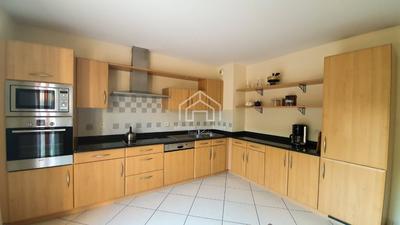 Appartement - 149 m² - 5 pièces