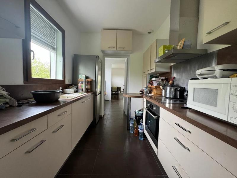 Maison - 210 m² - 7 pièces