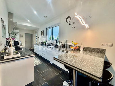 Maison - 144 m² - 4 pièces