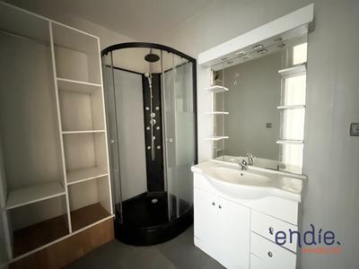 Appartement ancien - 69 m² - 3 pièces