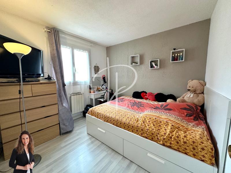 Maison - 95 m² - 5 pièces