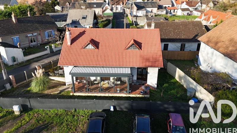 Maison - 161 m² - 7 pièces