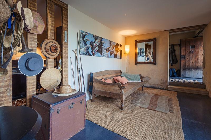 Maison - 308 m² - 10 pièces