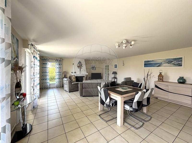 Maison - 126 m² - 5 pièces