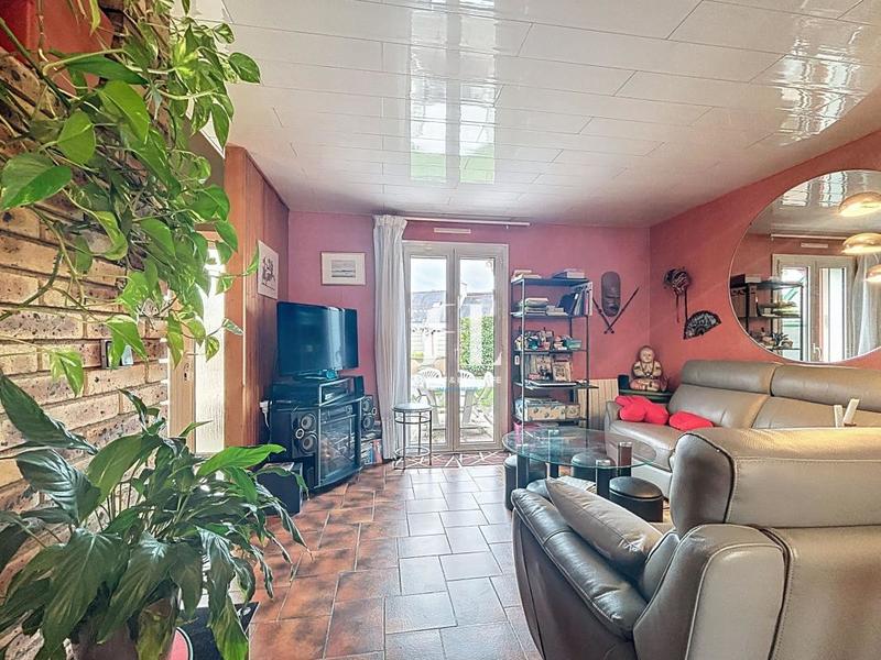 Maison - 98 m² - 4 pièces