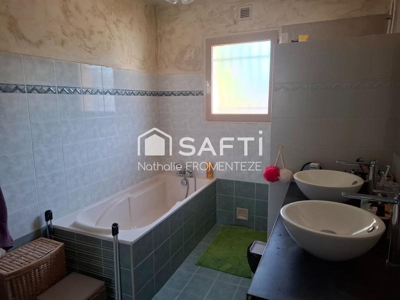 Maison - 183 m² - 5 pièces