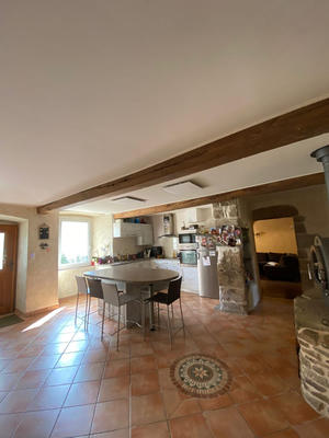 Maison - 200 m² - 9 pièces