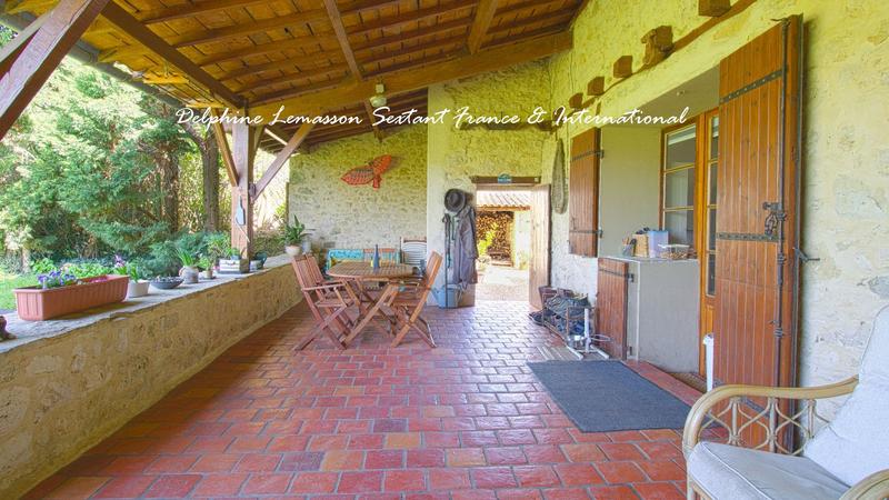 Maison - 180 m² - 6 pièces