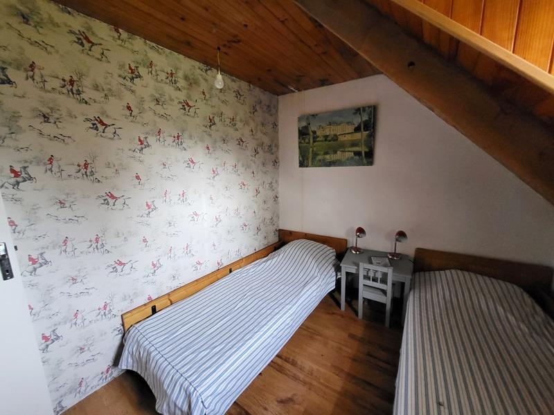 Maison - 170 m² - 12 pièces