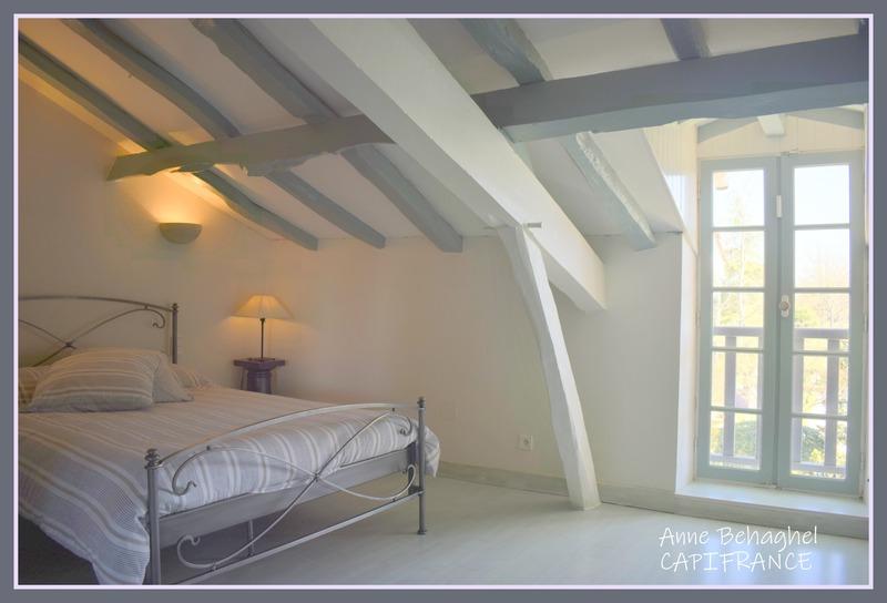 Maison - 210 m² - 7 pièces