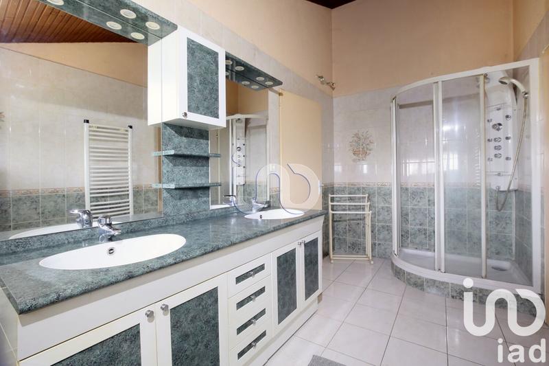 Maison de maîtres - 190 m² - 7 pièces