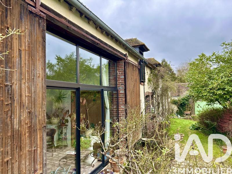 Maison - 229 m² - 8 pièces