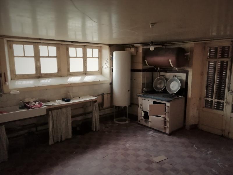 Maison - 190 m² - 9 pièces