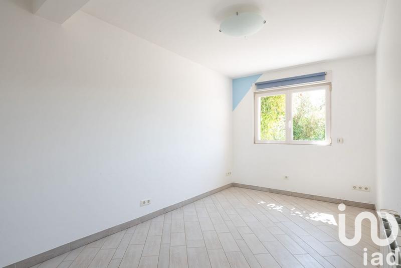Maison - 222 m² - 7 pièces