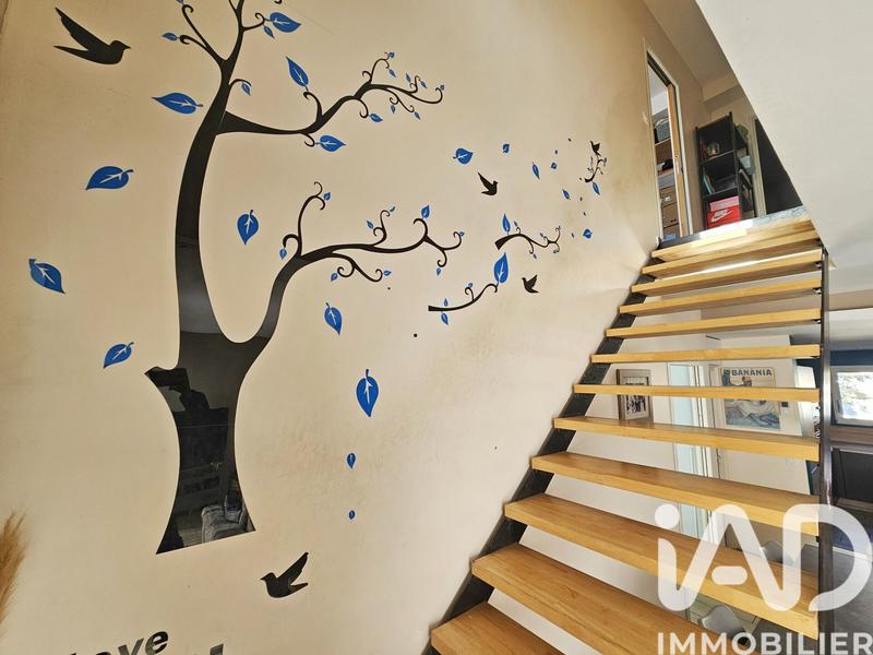 Maison - 143 m² - 6 pièces