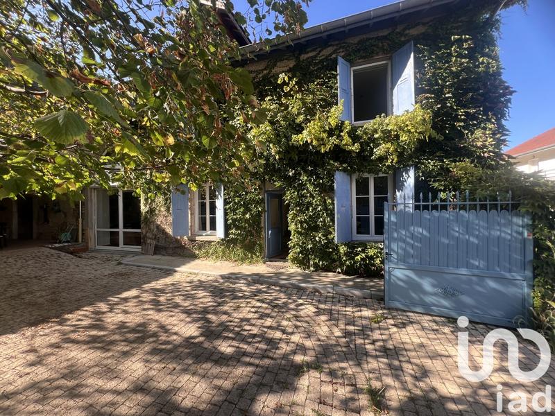 Maison - 283 m² - 11 pièces