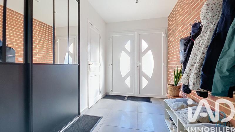 Maison - 239 m² - 9 pièces