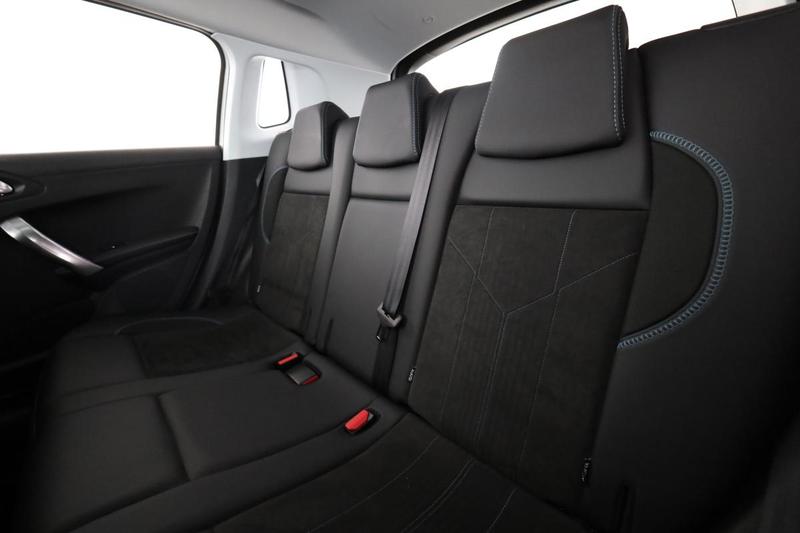 Peugeot 2008 1.2 PureTech Crossway Eat6 110 ch