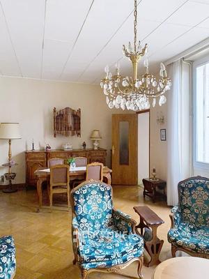 Appartement - 104 m² - 4 pièces