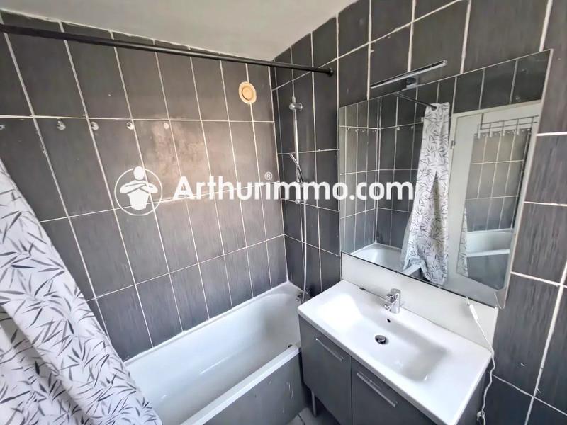 Appartement - 96 m² - 5 pièces