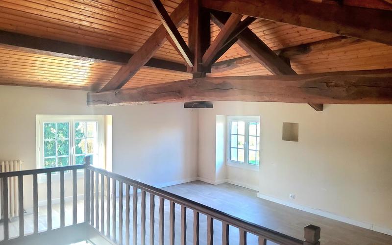 Maison - 225 m² - 7 pièces