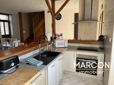 Maison - 96 m² - 4 pièces