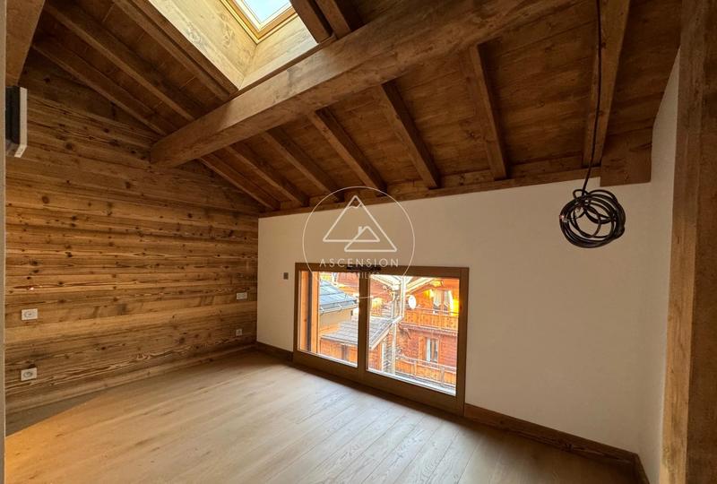 Appartement - 136 m² - 4 pièces