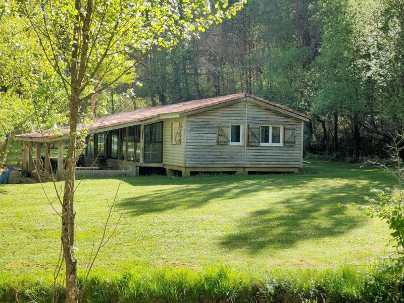 Propriété - 360 m² - 13 pièces