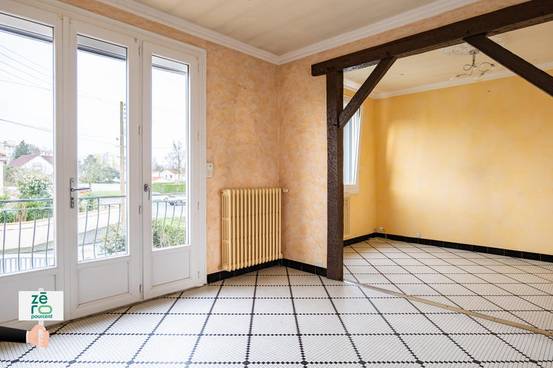 Maison - 95 m² - 5 pièces