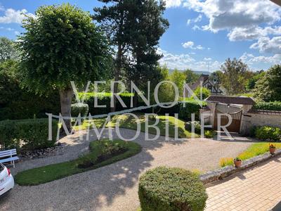 Maison - 192 m² - 6 pièces