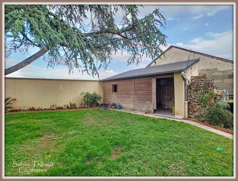 Maison - 196 m² - 7 pièces