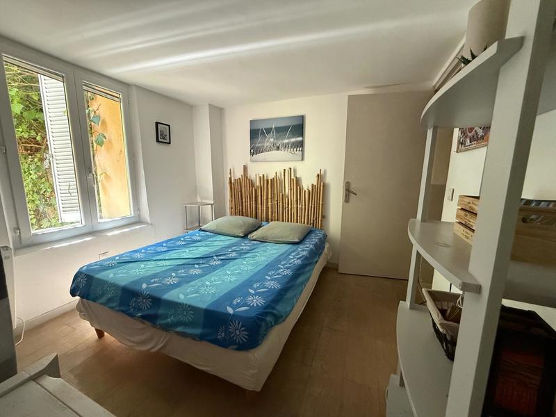 Appartement - 90 m² - 5 pièces