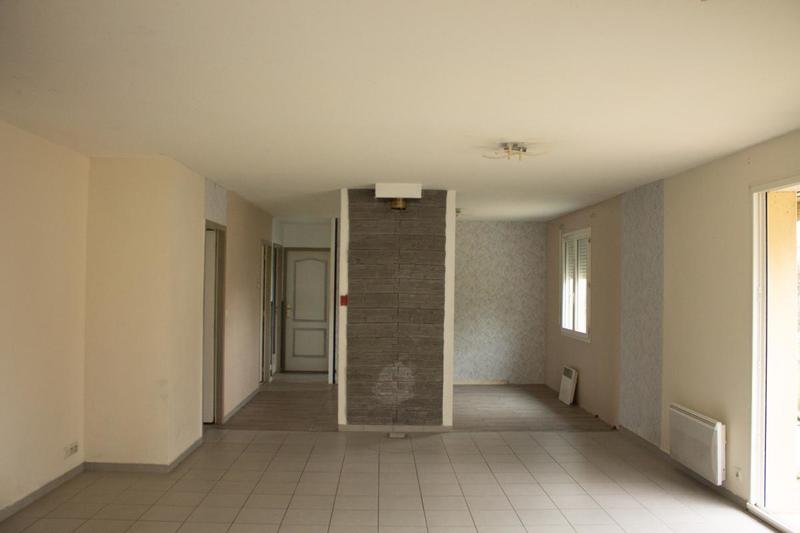 Villa - 100 m² - 5 pièces