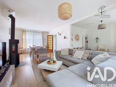 Maison - 102 m² - 6 pièces