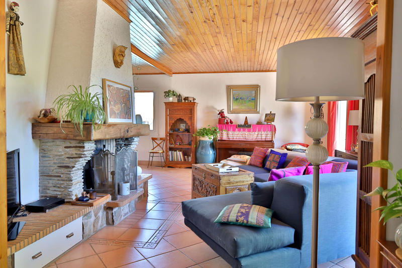 Maison - 185 m² - 6 pièces