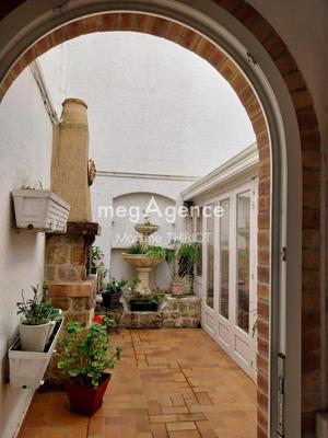 Maison traditionnelle - 143 m² - 5 pièces