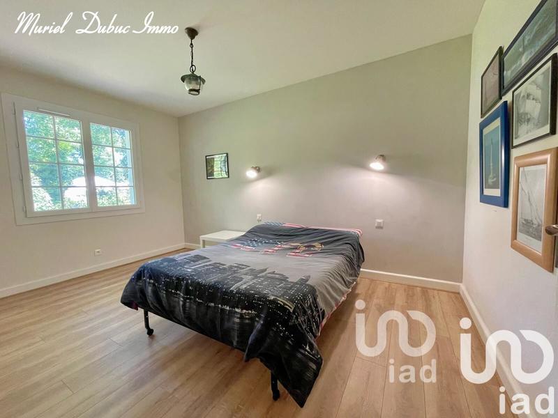 Maison - 201 m² - 5 pièces